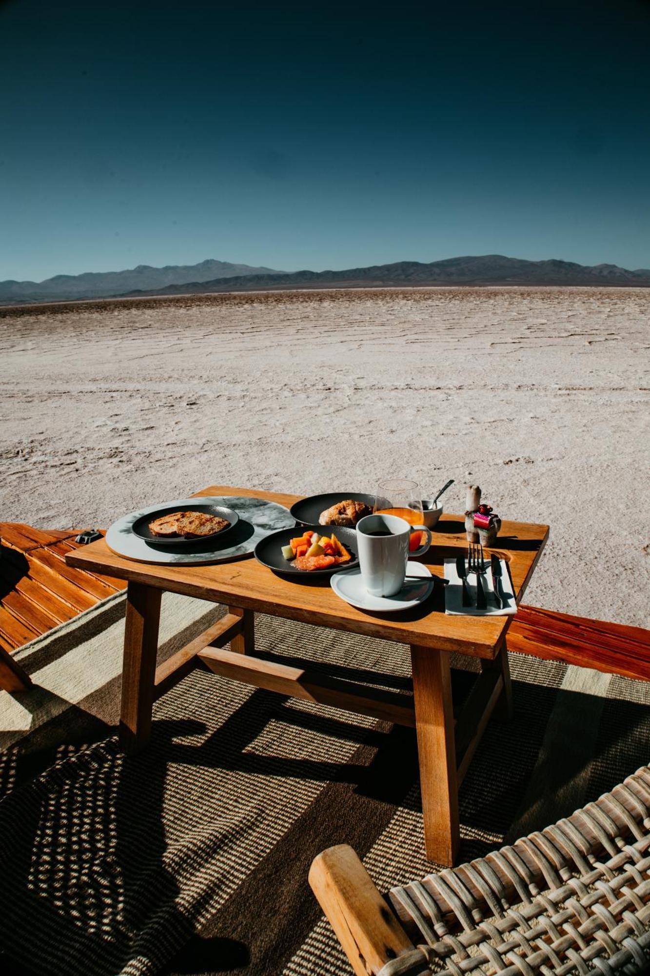 Salinas Grandes Jujuy - Pristine Luxury Camp * La Aguadita