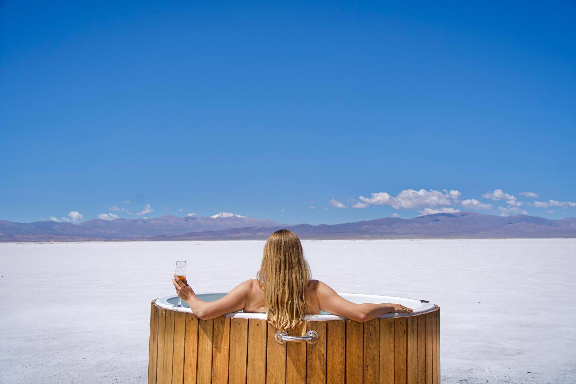 Salinas Grandes Jujuy - Pristine Luxury Camp * La Aguadita